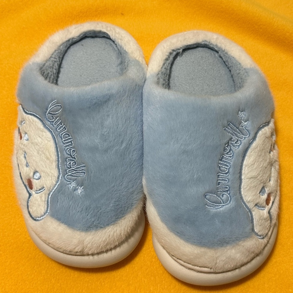 Adorable Blue Kids Slippers with Embroidered Design - Picture 6 of 6